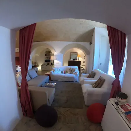 Holiday home Gli Ipogei Nel Cuore Di *