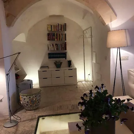 Holiday home Gli Ipogei Nel Cuore Di *